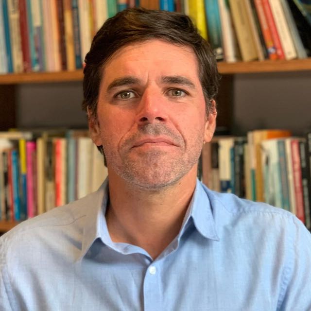 Photo of Tiago Bartholo