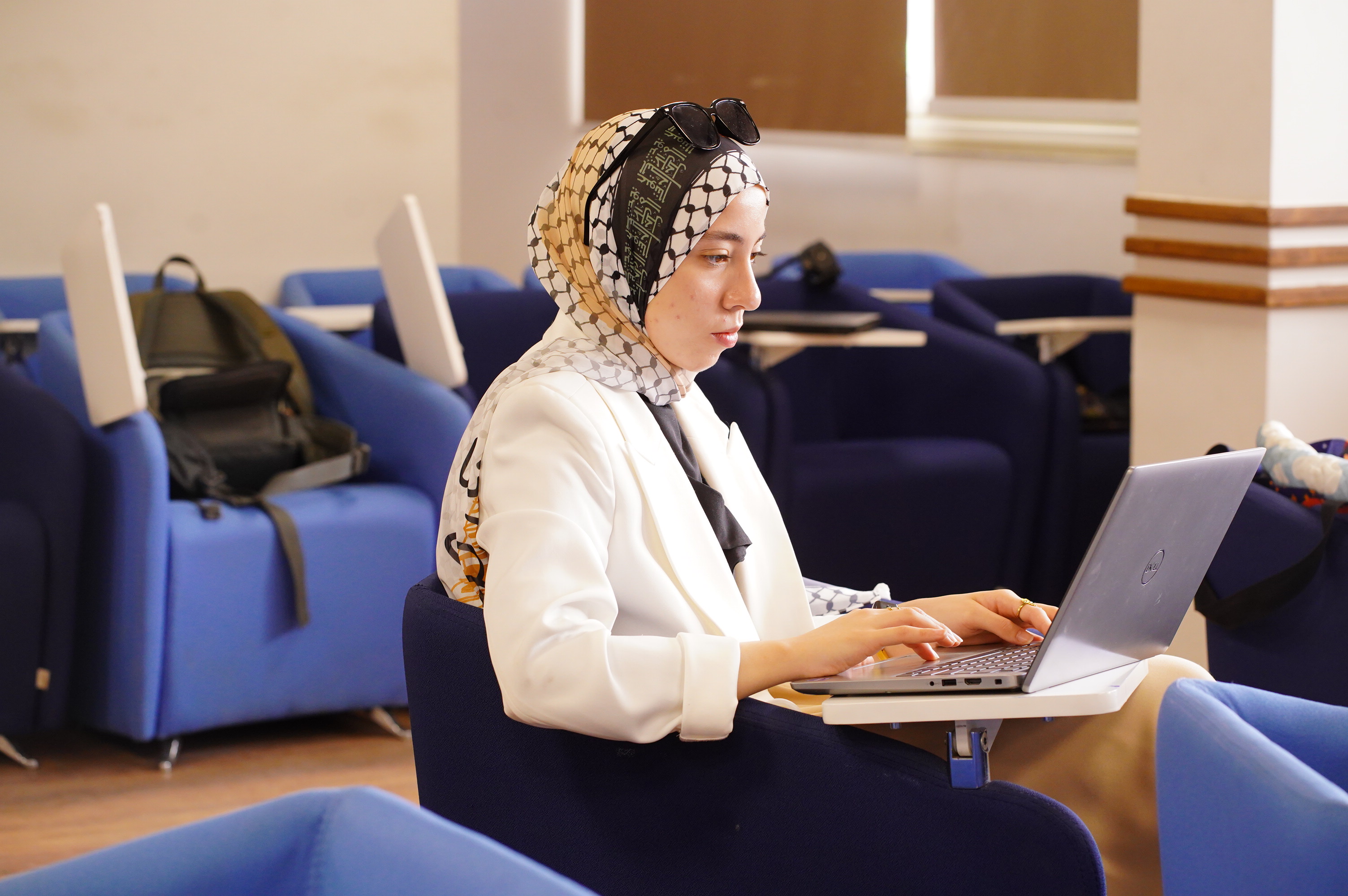 MENA student on computer