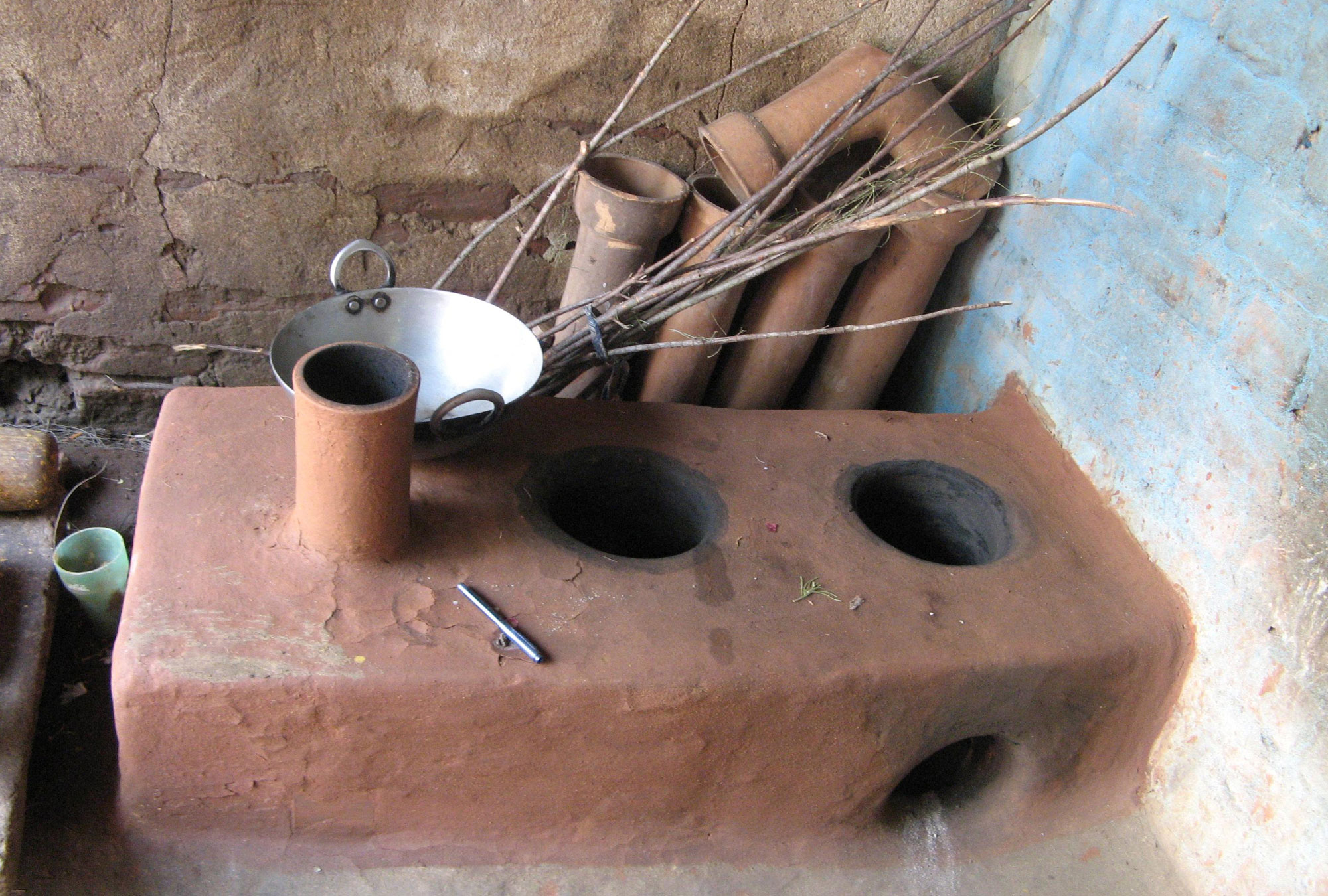 Cooking Stoves, Indoor Air Pollution, and Respiratory Health in India