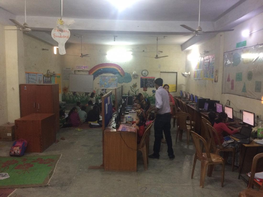 Students working at a Mindspark center in Delhi.