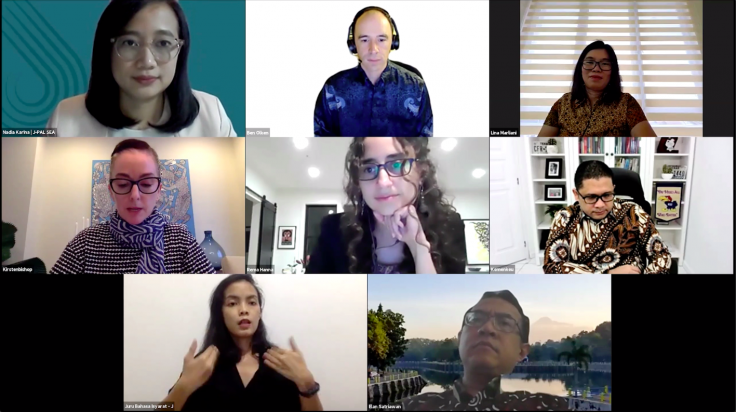 A screenshot of the speakers and moderators on Zoom