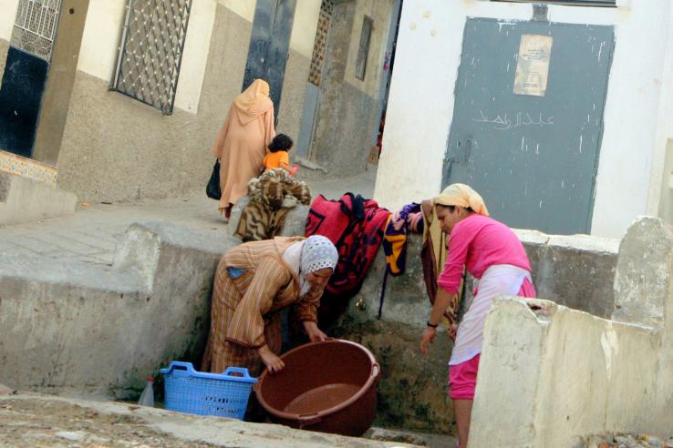 Women do laundry