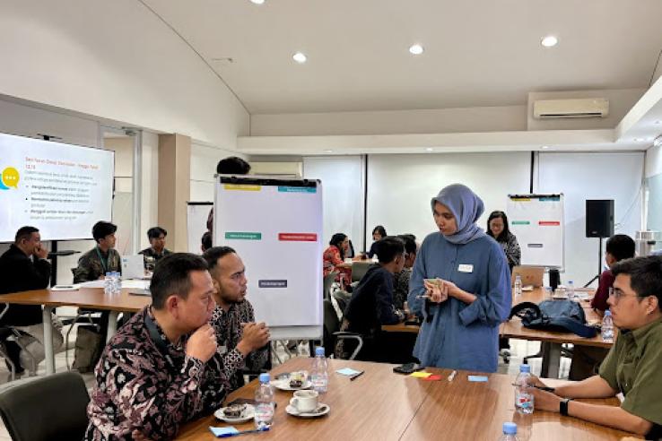 Representatives from the zakat management organization share about the existing economic empowerment programs they have implemented in Indonesia
