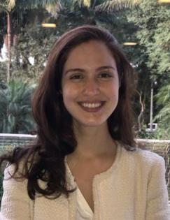 Headshot of Beatriz Velho