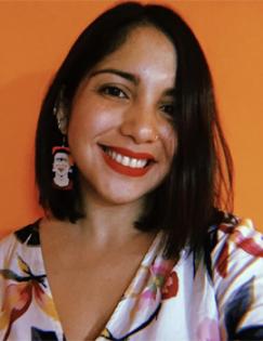 Headshot of Laura Torres 