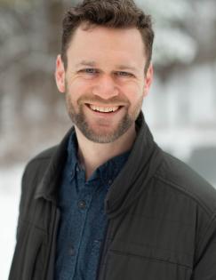 Headshot of Lucas Kaplan