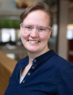 Fiona Burlig Headshot