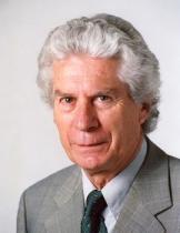 Photo of Alain de Janvry