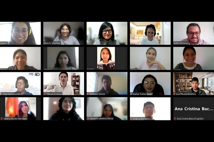 The Ecomienza Program's Cohort 2023 in a virtual class