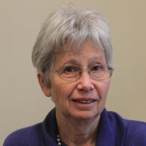 Headshot of Elisabeth Sadoulet