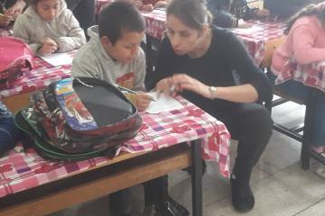 Sule Alan talks to children in a classroom in Turkey. 